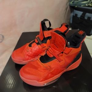 Nike air Jordan basketball shoes